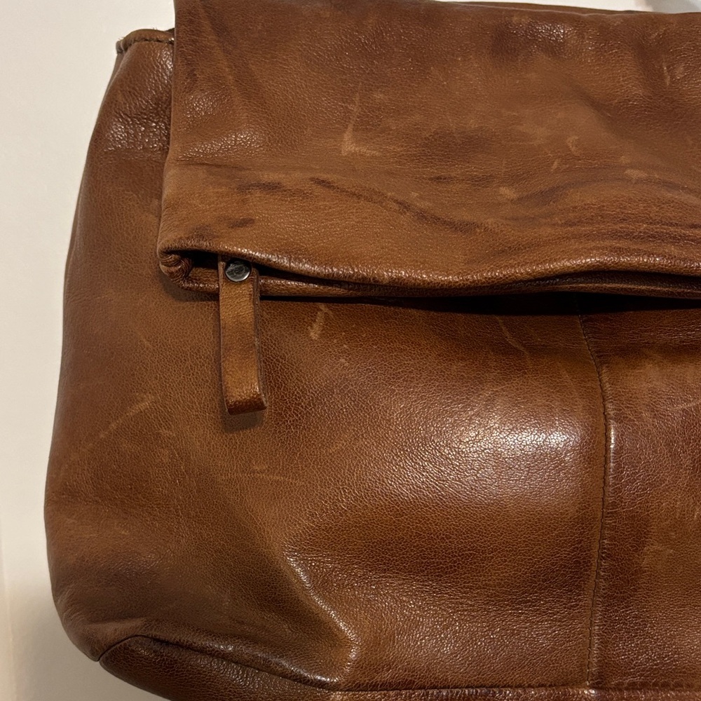 MJUS Women's Distressed Brown Leather Crossbody Bag with Adjustable Strap - Picture 8 of 16